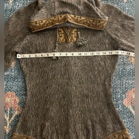 Women’s Tejido Parillo Alpaca Hoodie - Picture 5 of 8